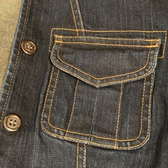 Chico’s Platinum Dark Blue Denim Jean Jacket w/ button front + pockets | Size 0 - Picture 3 of 4